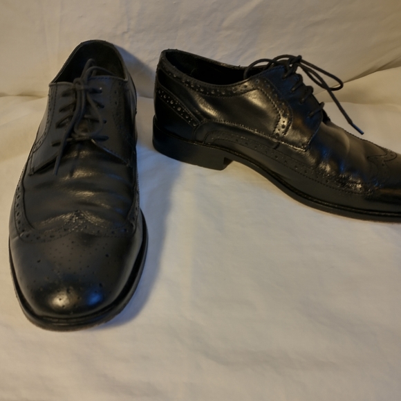 Bostonian Black Wing Tip Men's Dress Shoe Size 9 - Picture 4 of 5